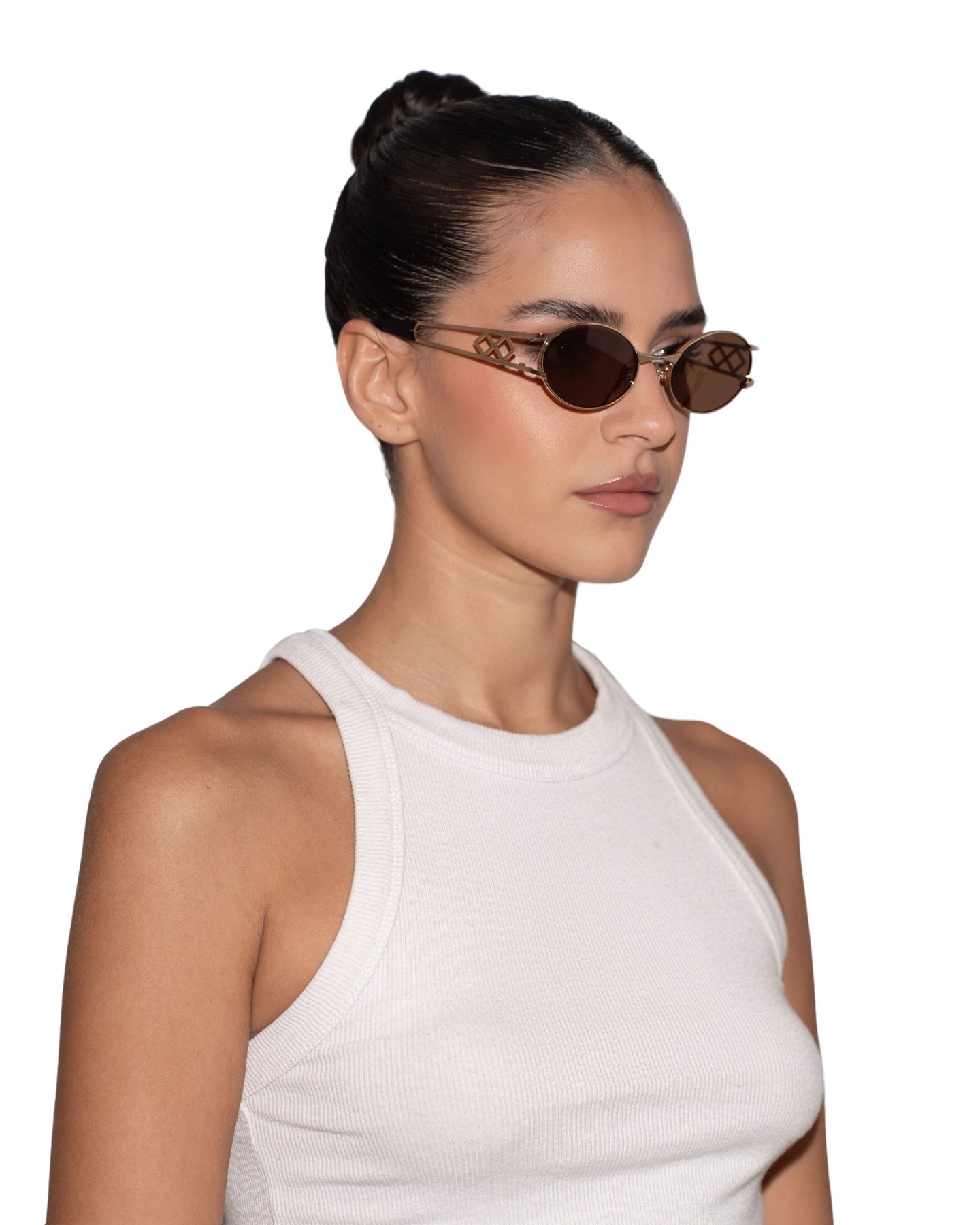 Shop Carrie Sunglasses in Brown Colour – Available Online in USA, UK, Canada & United Arab Emirates
